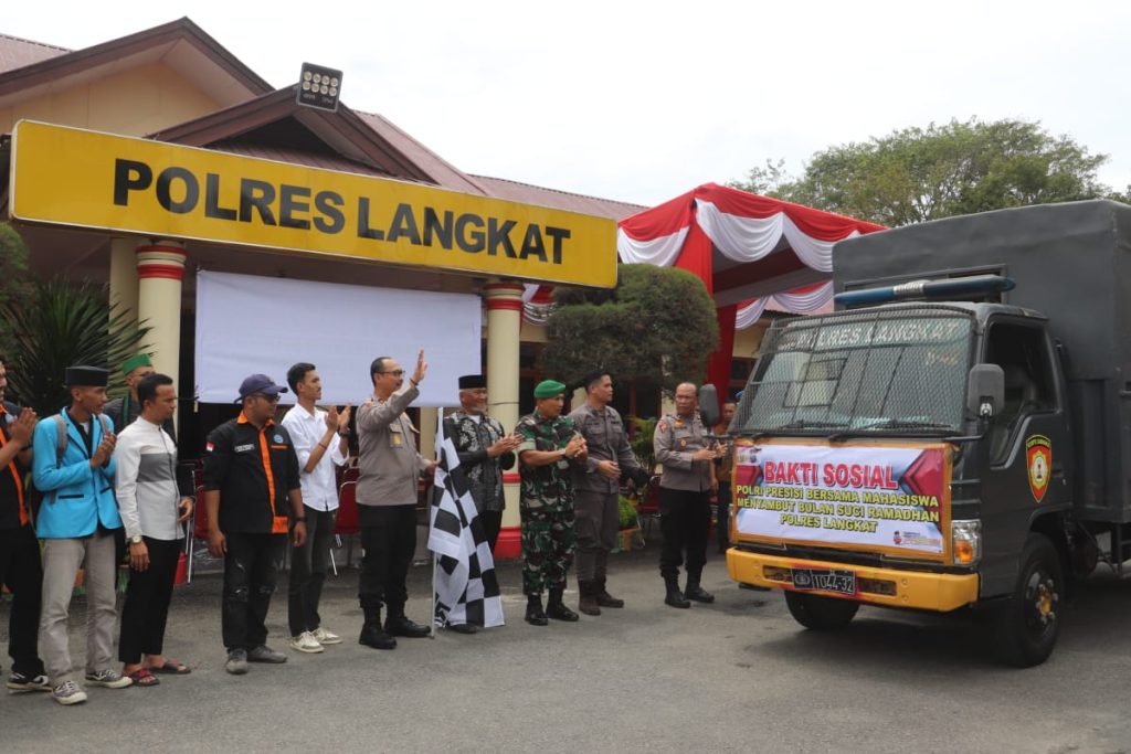 Polres Langkat Gelar Baksos Polri Presisi Bersama Mahasiswa