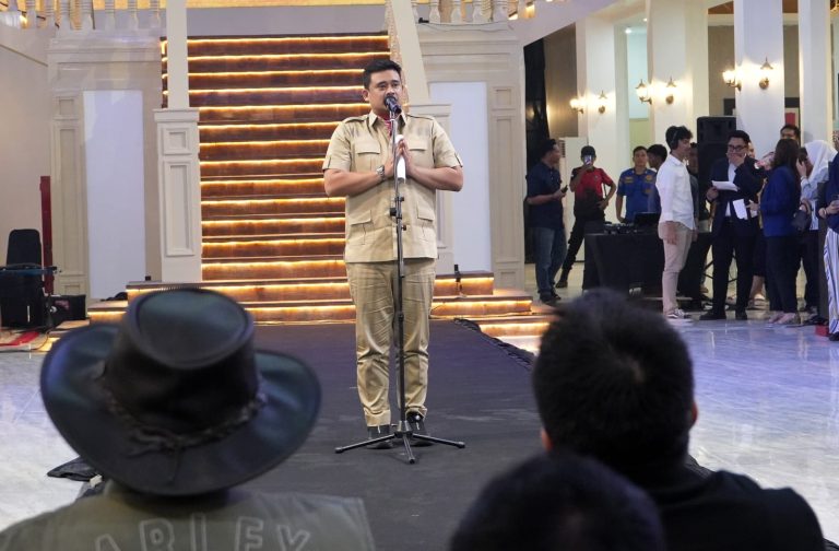 Wali Kota Medan Resmikan Gedung Warenhuis