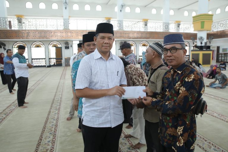 BAZNAS Kabupaten Asahan Salurkan Dana ZIS Kepada Fakir Miskin