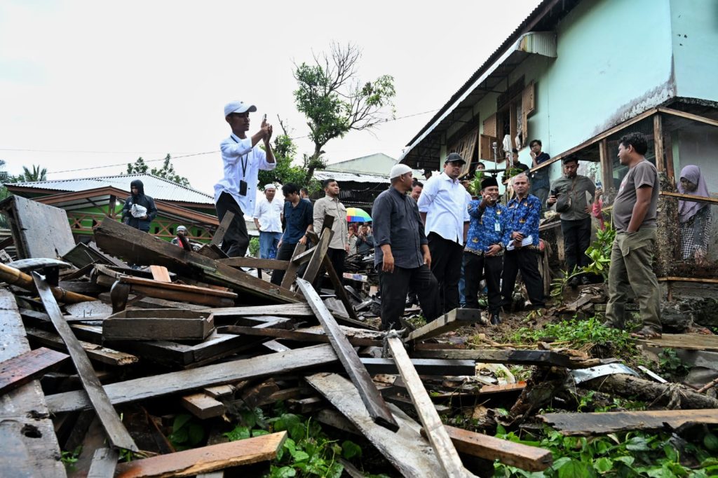 Bobby Nasution Tinjau Banjir Bandang Padangsidimpuan