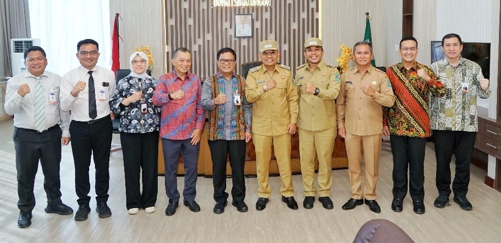 Bupati Simalungun bersama Wakil Bupati Terima Kunjungan Direksi Bank Sumut