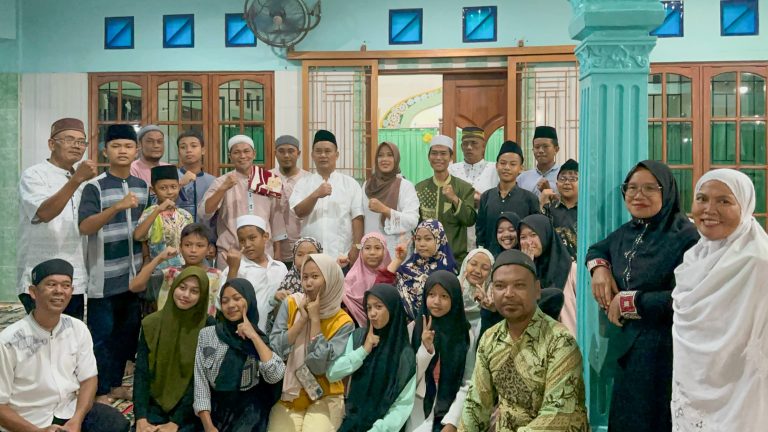 Pemko Siantar Berbagi Kasih Berbuka Puasa Dengan Jamaah Masjid Al-Ikhlas