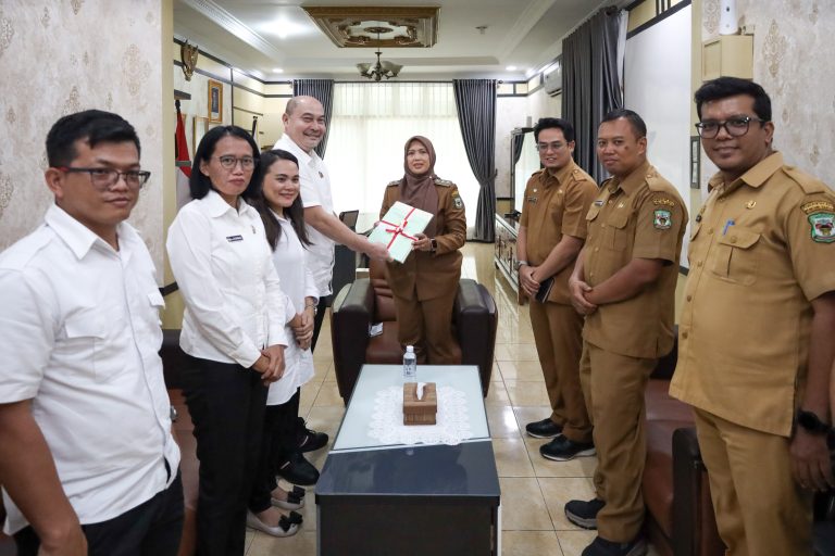 Walkot Wesly Terima Audensi Kepala Kantor Pertanahan Siantar