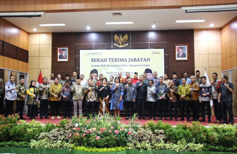 Watua DPRD Medan Hadiri Serah Terima Jabatan Kepala BPK Sumut