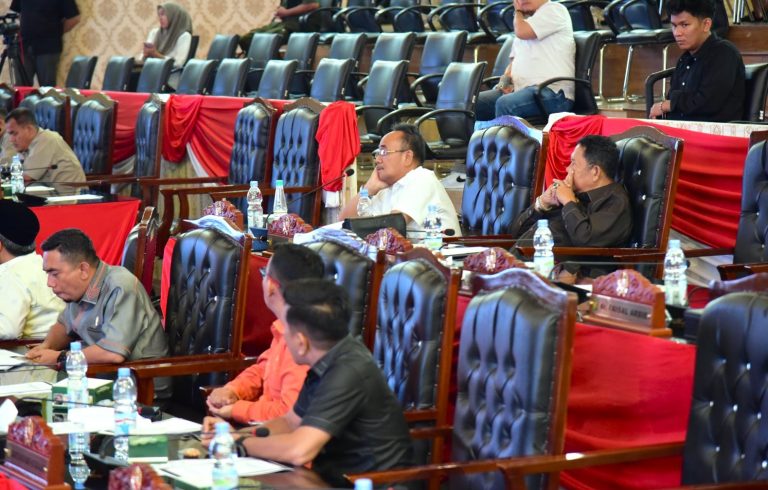 Akhirnya Rancangan Peraturan DPRD Kota Medan tentang Tata Tertib Ditandatangani