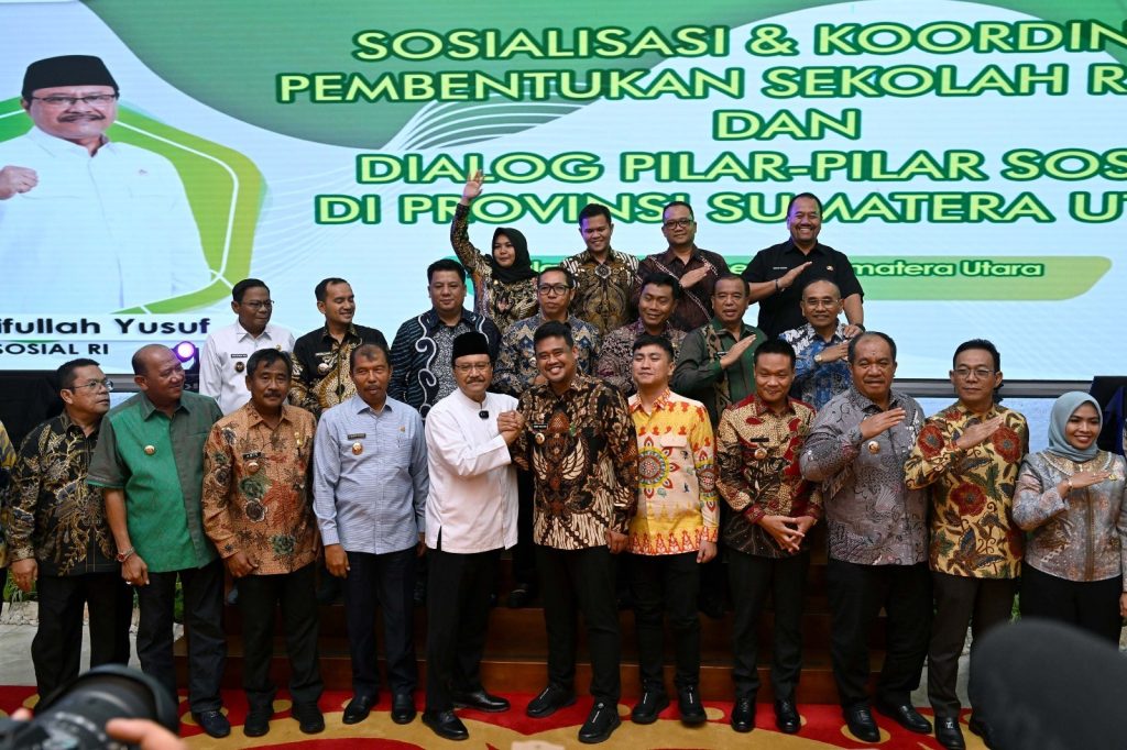 Bupati Asahan Ikuti Sosialisasi Pembentukan Sekolah Rakyat