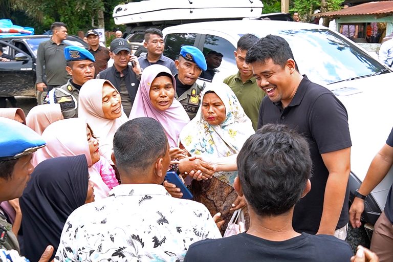 Gubernur Bobby Nasution Kunker ke Paluta