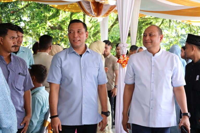 Kapolda Kalbar dan PJU Polda Kalbar Kunjungi Rumah Dinas Kapolresta Pontianak