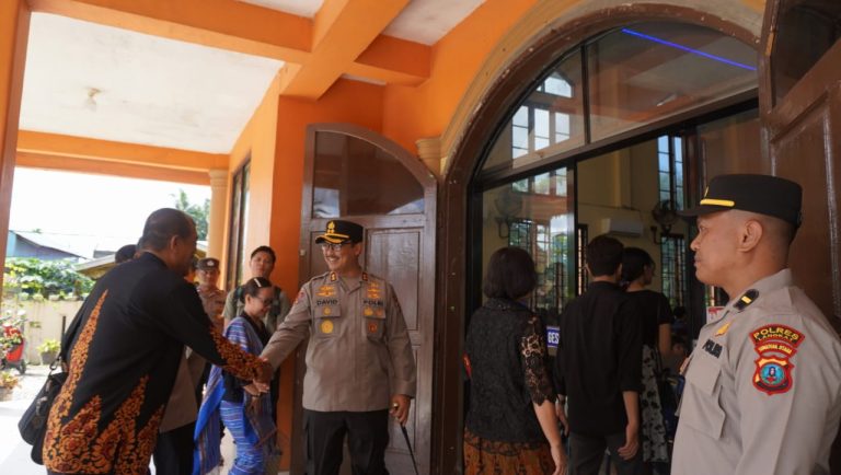 Kapolres Langkat Cek Langsung Pengamanan Perayaan Paskah 2025