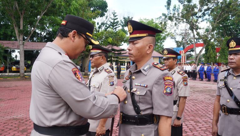 Kapolres Langkat Pimpin Sertijab Empat Kapolsek