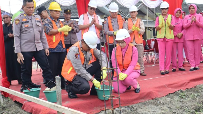 Kapolres Letakkan Batu Pertama Pembangunan SPPG Polres Langkat