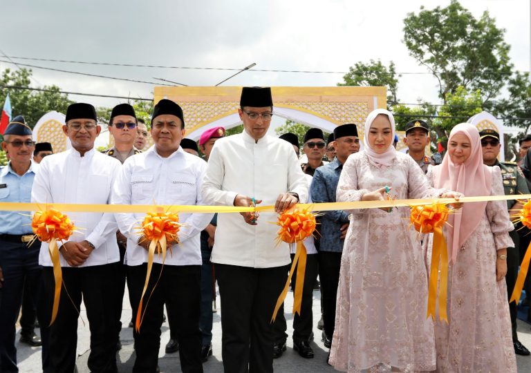 Pimpinan DPRD Medan Hadiri Rangkaian Pembukaan MTQ ke-58 Kota Medan 2025