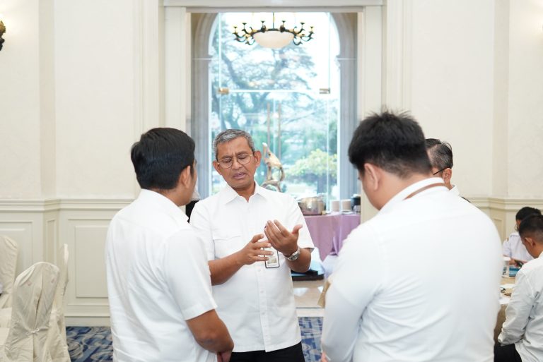 Rico Waas Bertemu Dengan Seluruh Perangkat Daerah