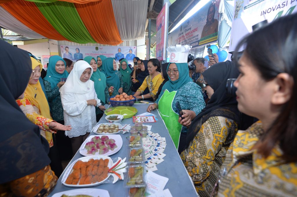 Tim Pembina Posyandu Sumut Kunjungi Labura