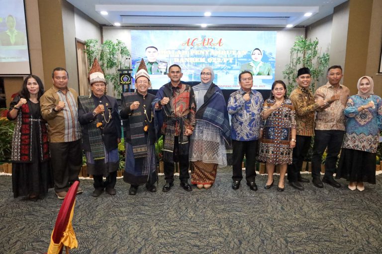 Walkot Wesly Hadiri Malam Penyambutan Danrem 002PT Kolonel Inf Agus Supriyono