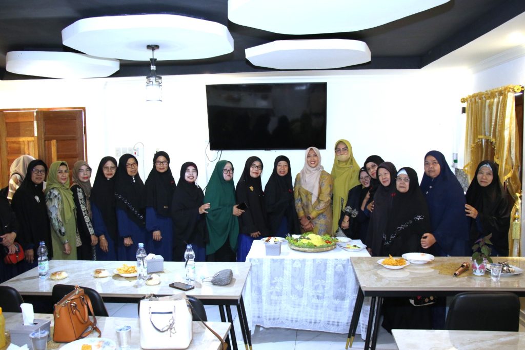 Wawalkot Herlina Hadiri Milad Ke-5 Tahfidz Lansia