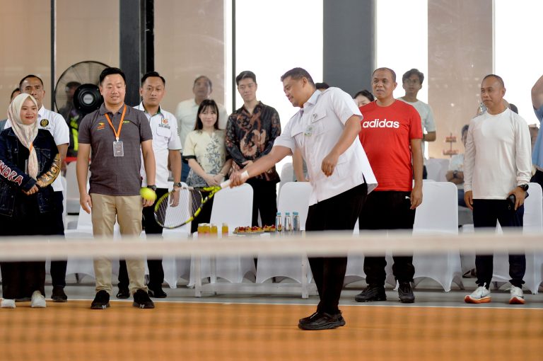 Bobby Nasution Buka Kejurnas Tenis Lapangan Tidar Sumut