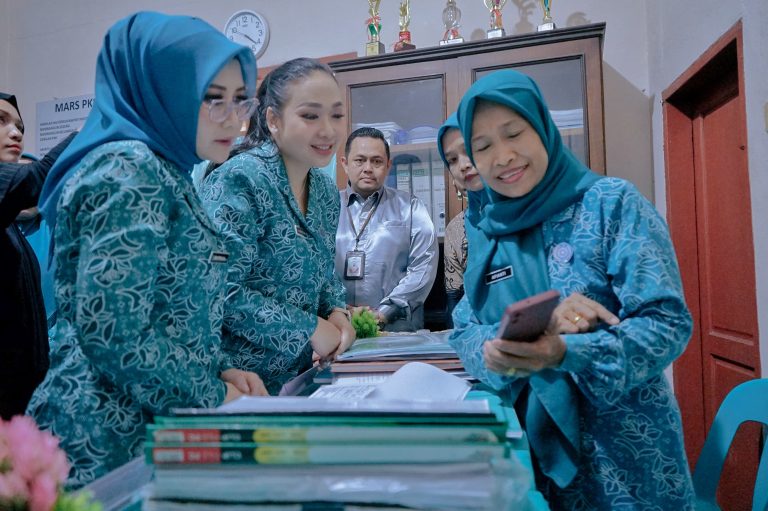 Ketua TP PKK Kota Medan Kunjungi Kelurahan Sei Kera Hulu