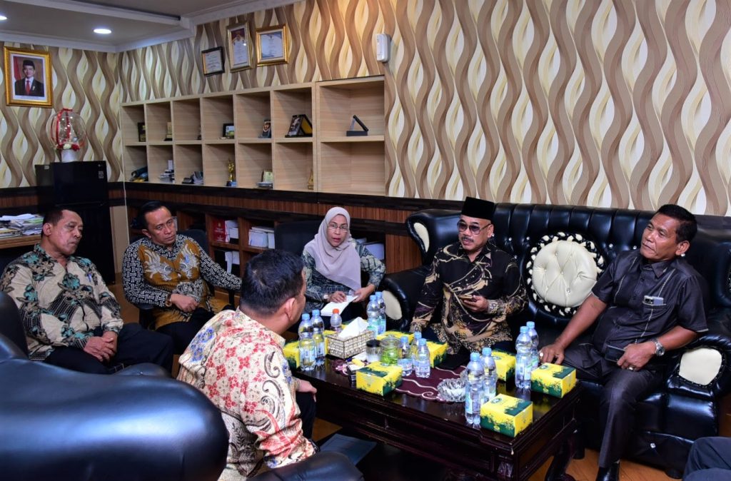 Kunjungan Silaturahmi DPRD Kabupaten Langkat ke DPRD Medan