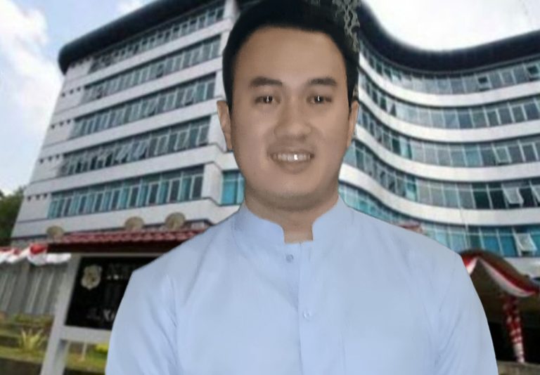 M Afri Rizki Lubis dan Pelajaran dari Trotoar yang Dikembalikan Haknya