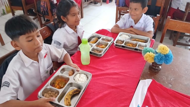 Program Makan Bergizi Gratis di Siantar Mulai Disalurkan