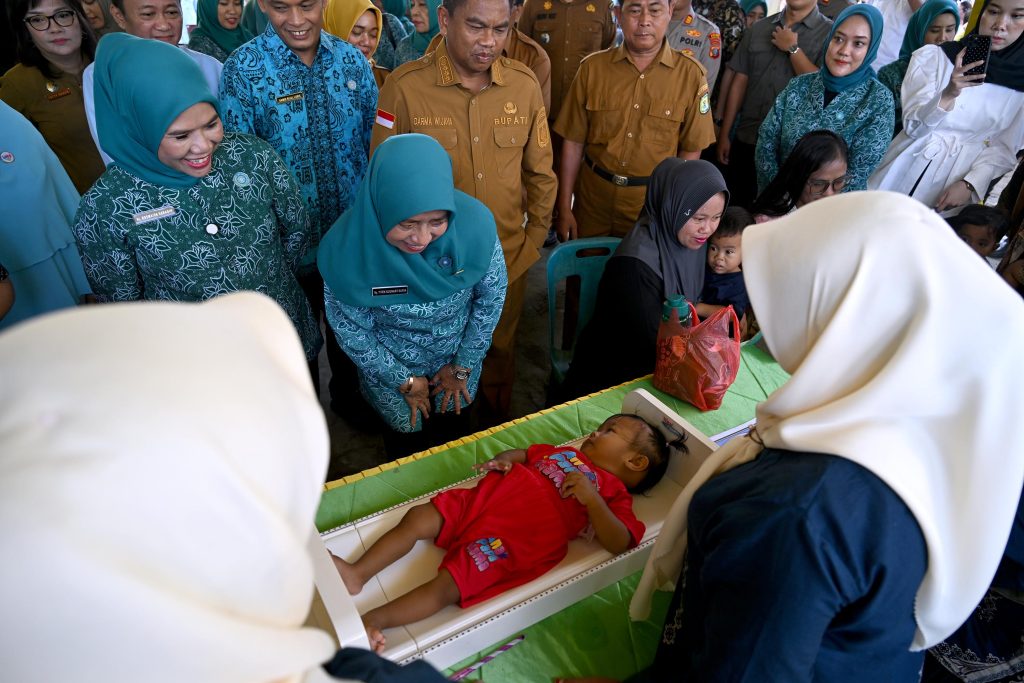 Wakil Ketua Pembina Posyandu Sumut Kunjungi Posyandu dan PAUD di Sergai