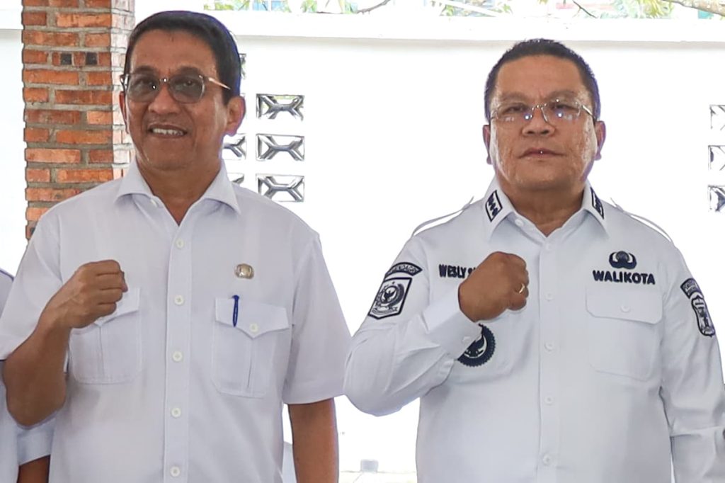 Pemko Siantar Serahkan Hewan Qurban Melalui Panitia Masjid An-Nur