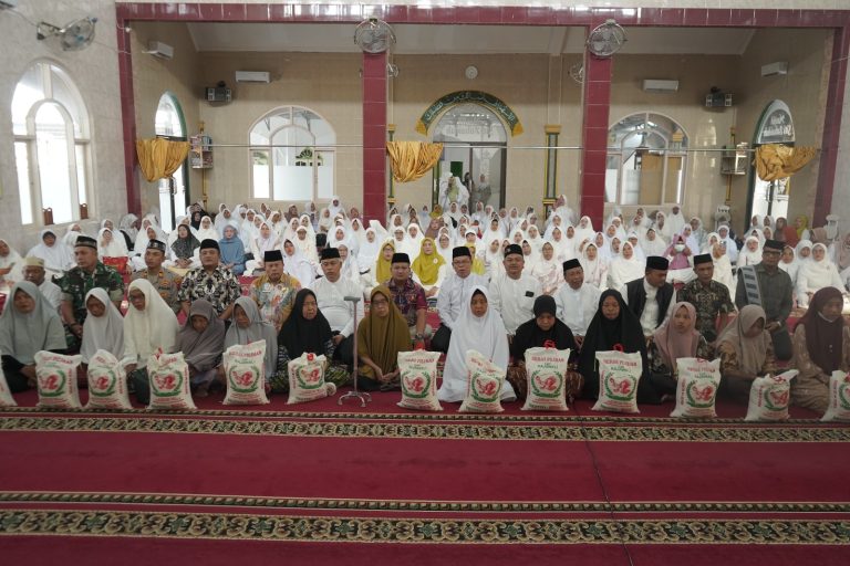 Wabup Asahan Hadiri Zikir dan Doa Akbar untuk Jemaah Haji