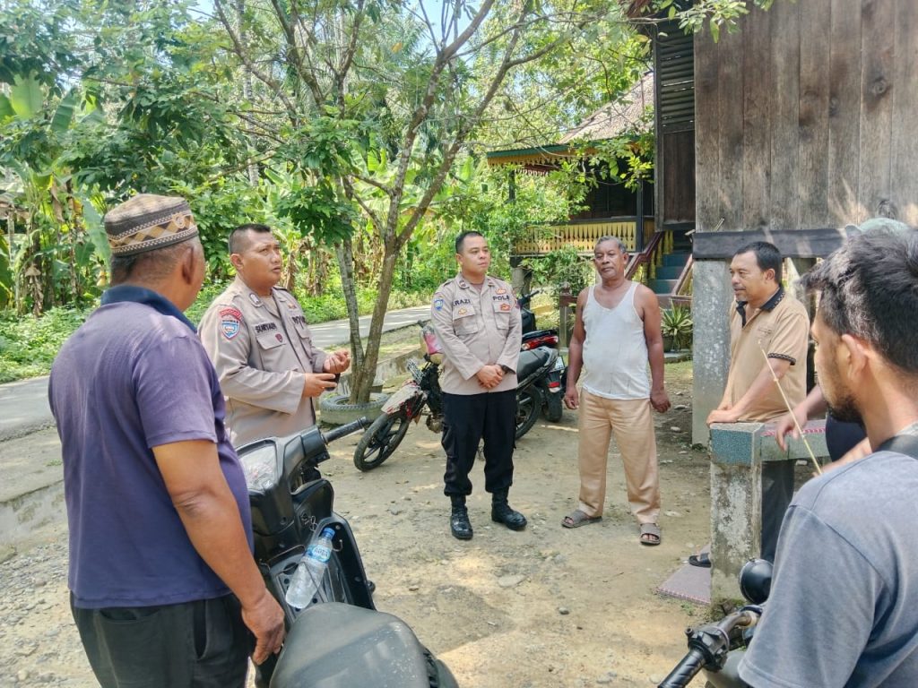 personil Sat Binmas Sambangi tokoh masyarakat