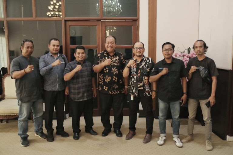 Audiensi Lembaga DemokraSI