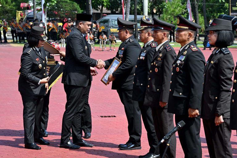 Bobby Nasution hadiri HUT ke-79 Bhayangkara