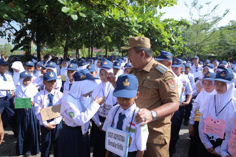 Bupati Asahan Buka MPLS di UPTD SMP Negeri 1 Kisaran
