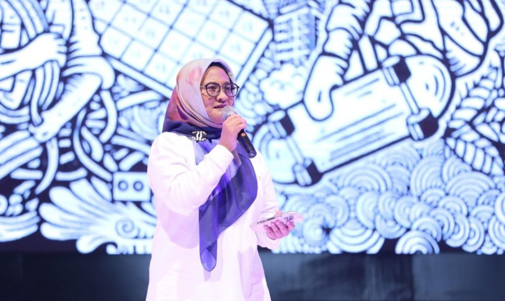 Indonesia melalui Donor Darah dan Pelestarian Lingkungan