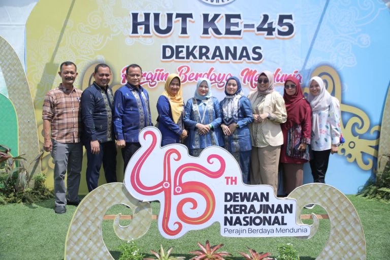 Ketua Dekranasda Asahan Ikuti Semarak HUT Ke-45 Dekranas di Kota Balik Papan