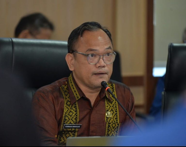 Pelantikan Sekdaprov Sumut di Bandara Kualanamu