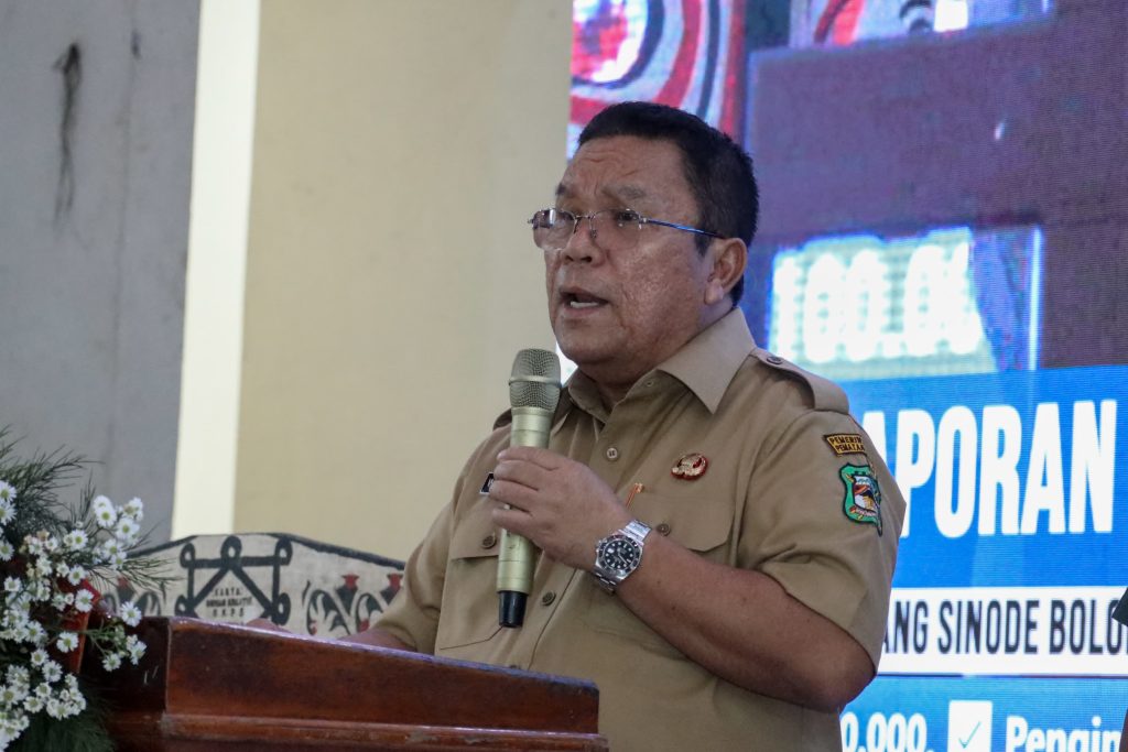 Walkot Wesly Hadiri Pembukaan Sidang Sinode Bolon ke-46 di GKPS