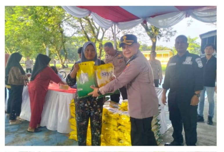 Gerakan Pangan Murah Polres Langkat, 16 Ton Beras SPHP Ludes Terjual