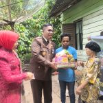 Kejari Asahan Beri Bantuan ke Nenek di Setia Janji yang Terlupakan