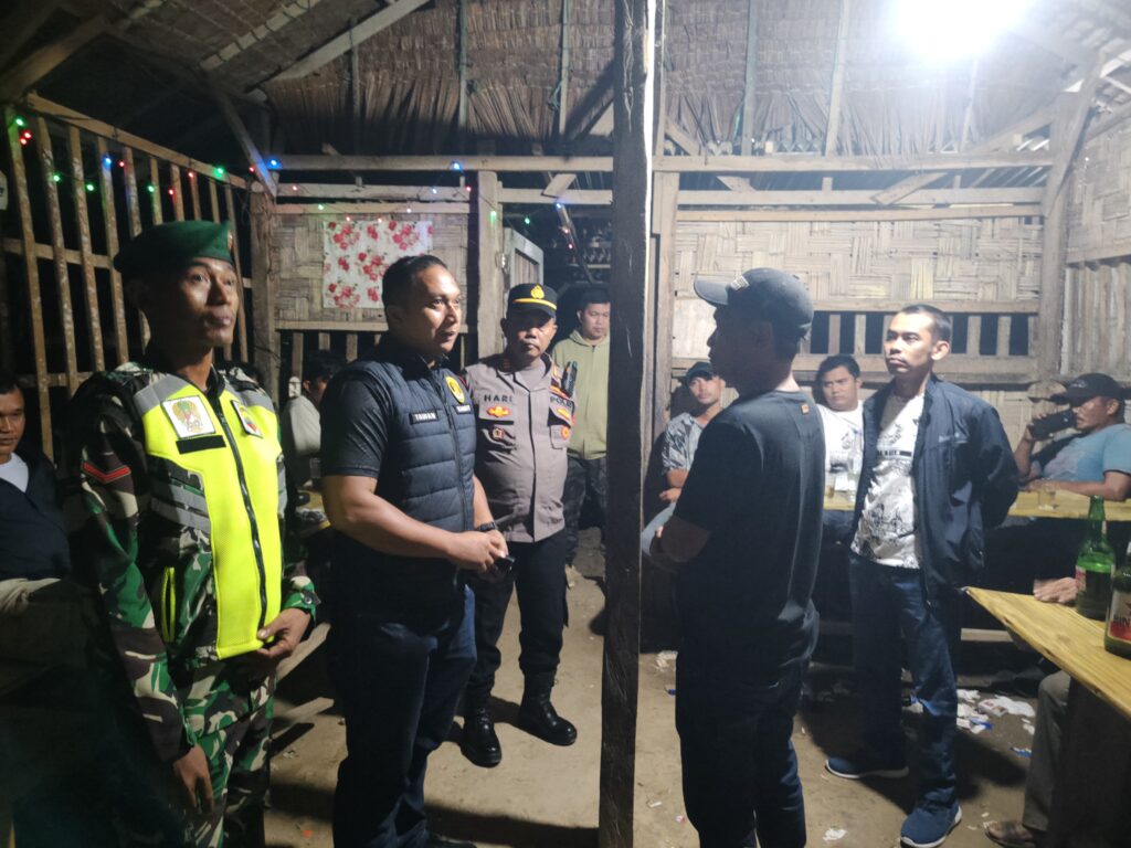 Razia Warung Remang-Remang di Hinai