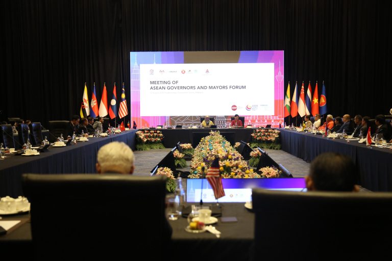 Rico Waas Hadiri ASEAN Governors and Mayors Forum