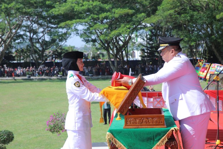 Upacara Penaikkan Bendera HUT Kemerdekaan RI ke-80 di Asahan