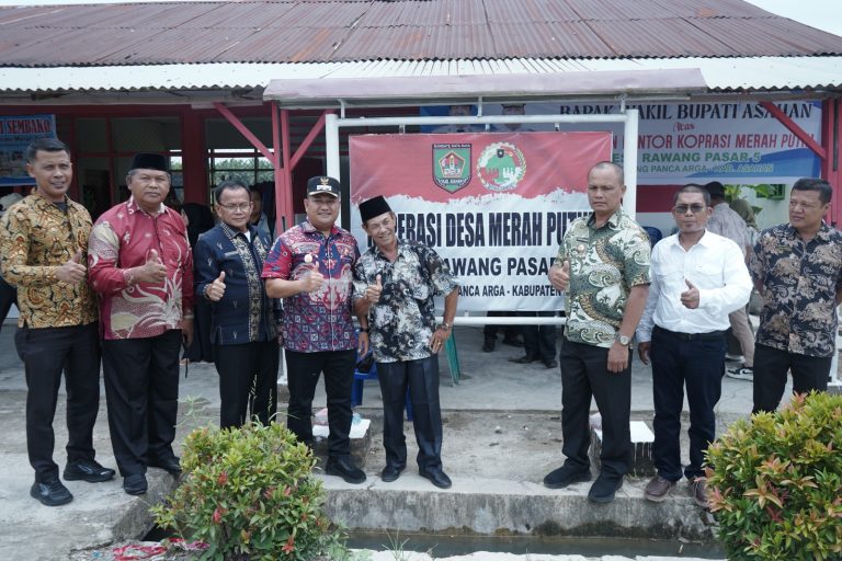 Wabup Asahan Resmikan Koperasi Merah Putih Desa Rawang Pasar V