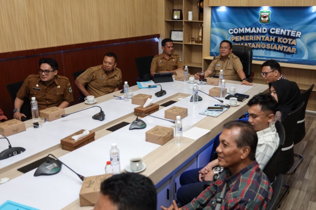 BPK RI Perwakilan Sumut Apresiasi Wesly Silalahi Temui Demonstran di Gedung DPRD Siantar