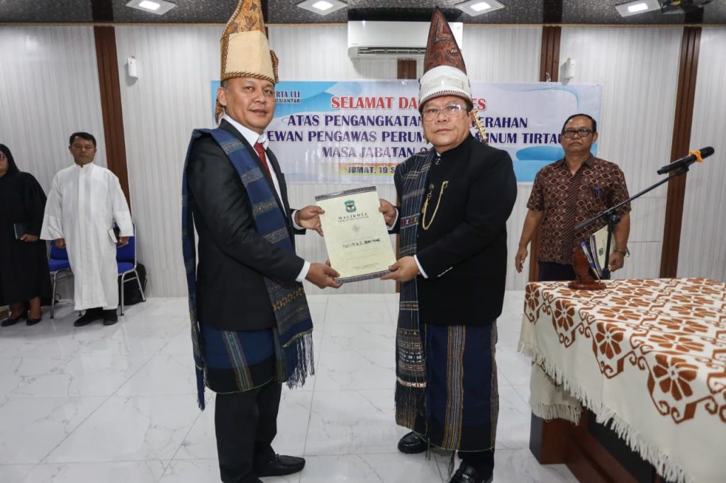 Dewas PDAM Tirta Uli Resmi Diangkat Walkot Wesly