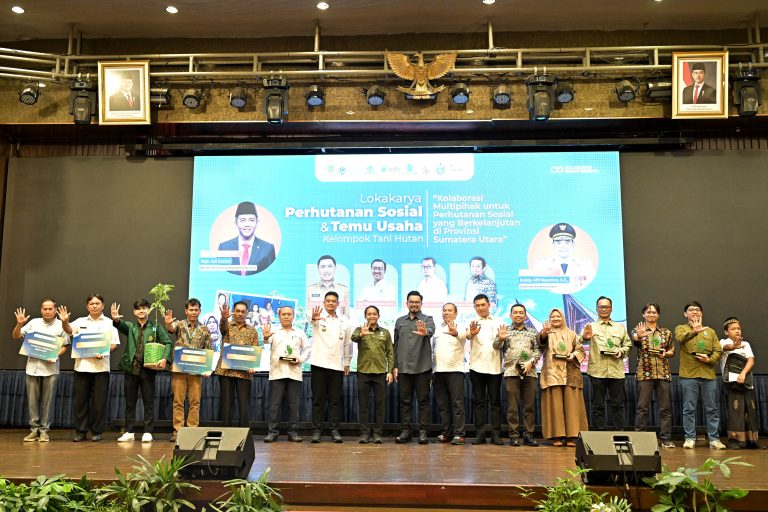 Gubernur Bobby Nasution Apresiasi Petani Hutan