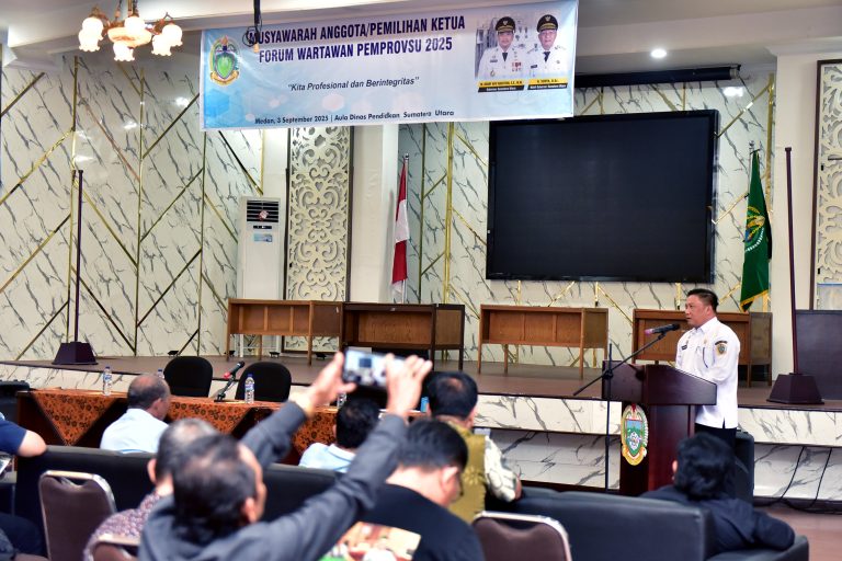 Kepala Dinas Kominfo Buka Forum Musyawarah Wartawan Pemprov Sumut