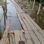 Warga Desa Pinang Banjar Bakal Terancam Terisolir