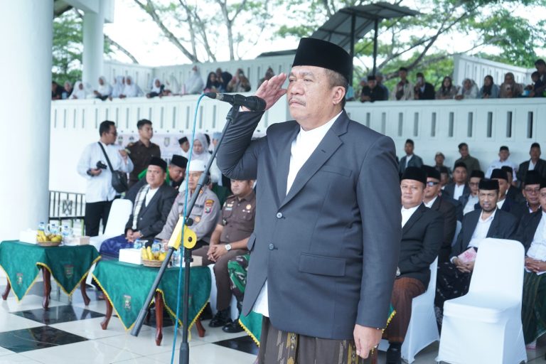 Bupati Asahan Pimpin Upacara HSN