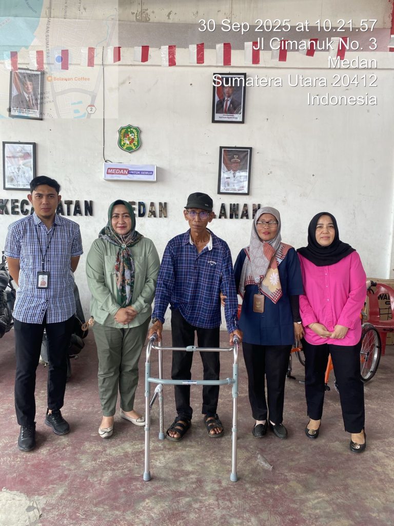 Dinas Sosial Medan Salurkan Alat Bantu bagi Penyandang Disabilitas