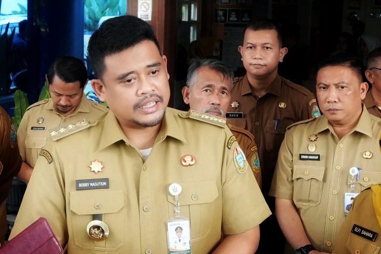 Bobby Nasution Gercep Kirim Tim dan Peralatan Evakuasi ke Sejumlah Wilayah Bencana